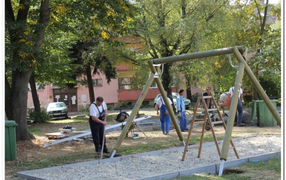 Uređuje se dječje igralište na Trgu podravskih heroja koje će uveseljavati male stanovnike grada Koprivnice i njihove roditelje