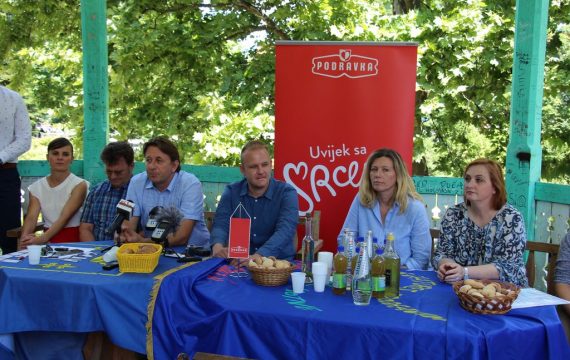 Predstavljeni 23. Podravski motivi