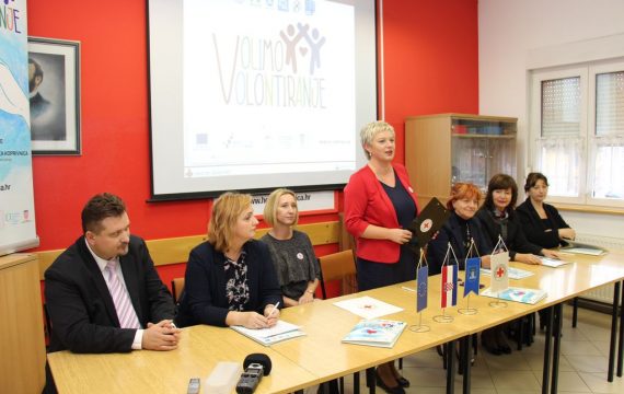 Održana početna konferencija projekta „Volimo volontiranje“