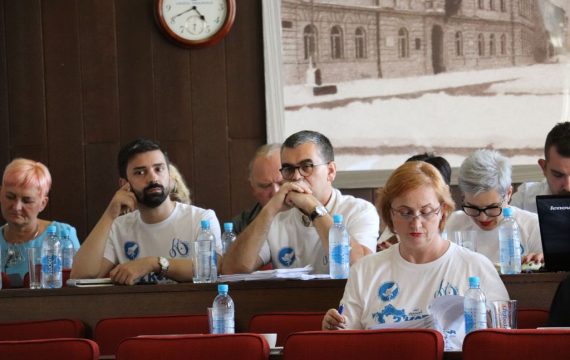 Gradski dužnosnici, pročelnici i vijećnici podržali humanitarnu akciju „Mali korak za veliki start“