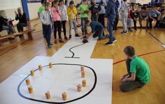 Učenici Osnovne škole Đuro Ester pobjednici „Natjecanja učenika u robotici“