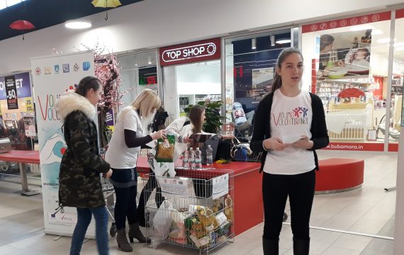 U Trgovačkom centru Supernova prikupljeno 260 kilograma hrane i 58 komada higijenskih potrepština