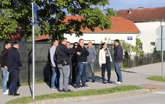 Gradonačelnik Jakšić i pročelnik Golubić, bili su u obilasku MO Brežanec