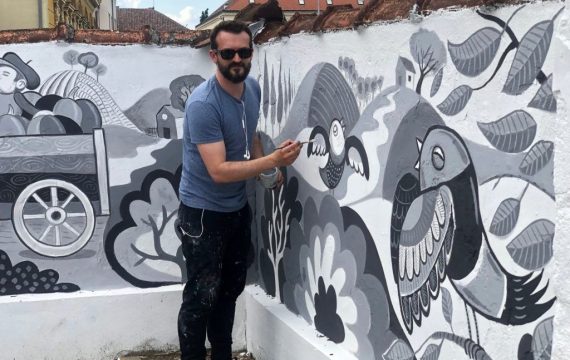 Poznati koprivnički umjetnik oslikao prostor Koprivničkog placa