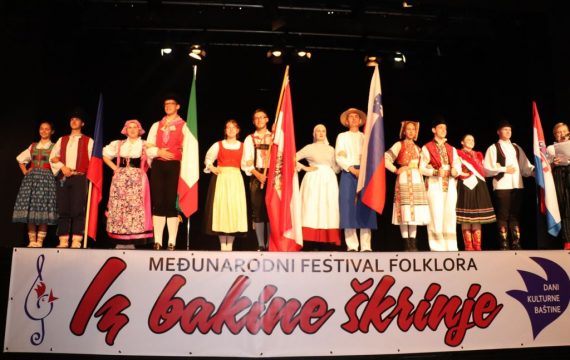 13. Međunarodni festival folklora “Iz bakine škrinje”