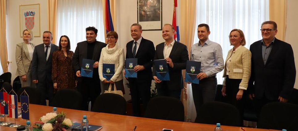 Potpisani sporazumi za sufinanciranje bibliobusnih službi u Koprivnici i Križevcima