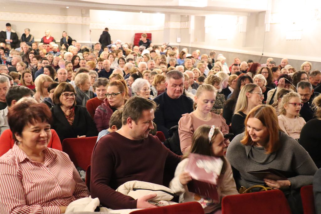 Koncert „Koprivnici s ljubavlju“ ispunio Domoljub povodom Dana grada