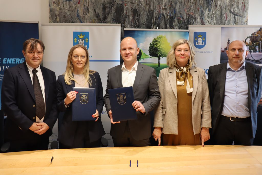 POTPISAN UGOVOR O NABAVI ELEKTRIČNIH MINIBUSEVA ZA JAVNI GRADSKI PRIJEVOZ U KOPRIVNICI