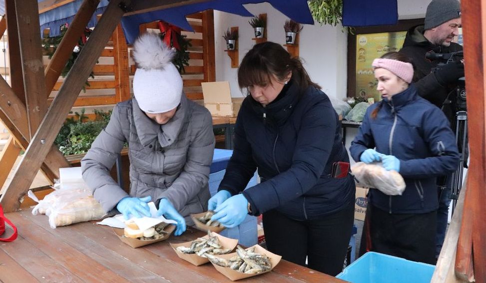 Podjela prženih ribica