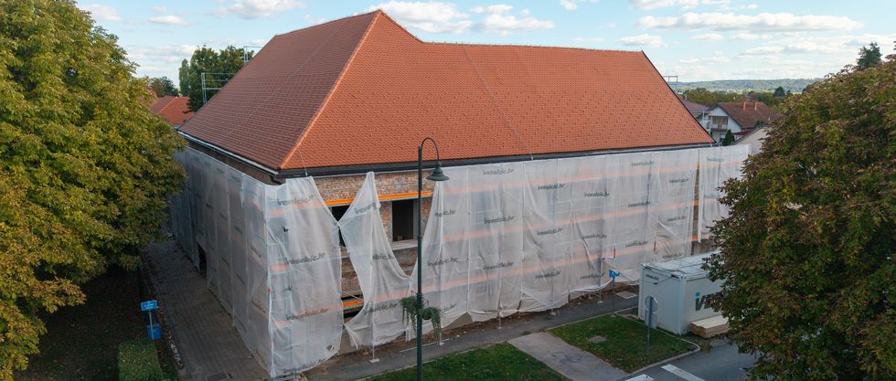 Gradonačelnik Jakšić i zamjenica Ostriž obišli radove na energetskoj obnovi Muzeja Grada Koprivnice