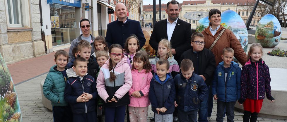 „Pisanica od srca“ ponovno uljepšala Zrinski trg