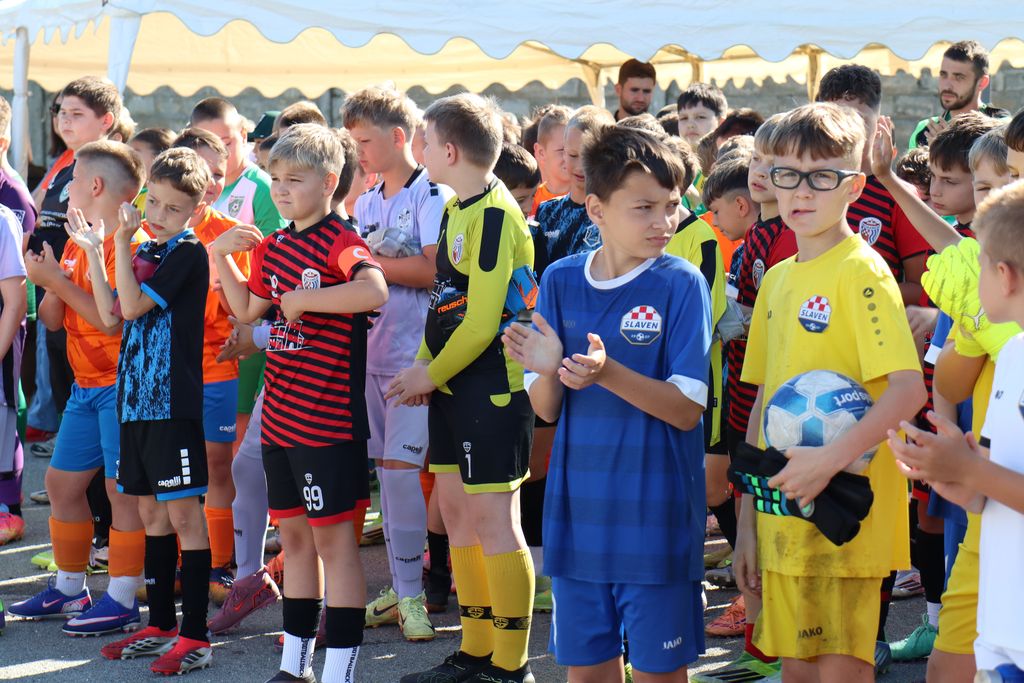 6. Capronca Cup