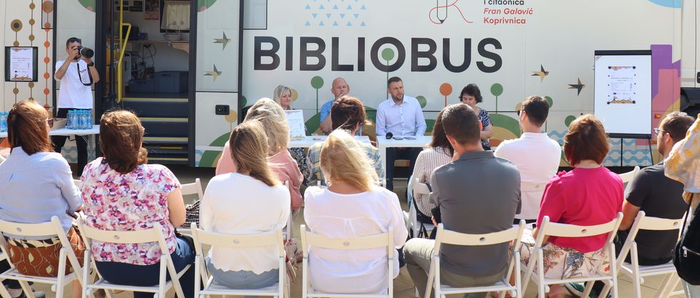 Projektom "Dobrodošli u bibliobus svi, veliki i mali!" do novih usluga za korisnike knjižnice