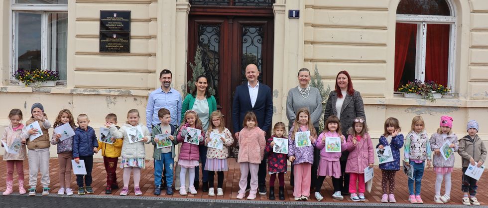 Vrtićarci DV Igra donijeli čestitku gradonačelniku povodom Dana grad